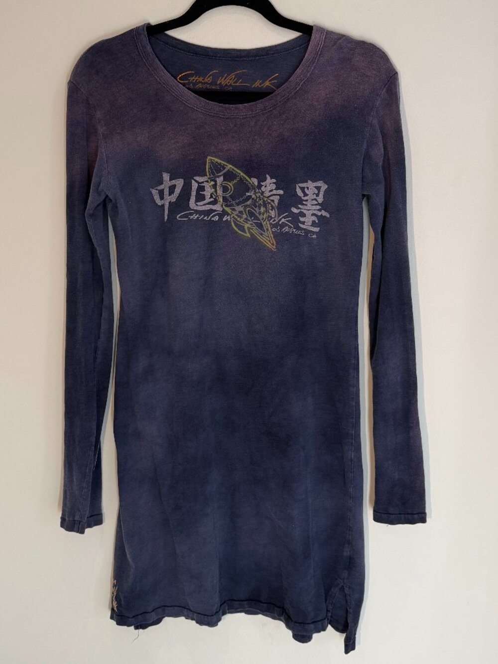 The Great China Wall long-sleeved space themed shirt size small